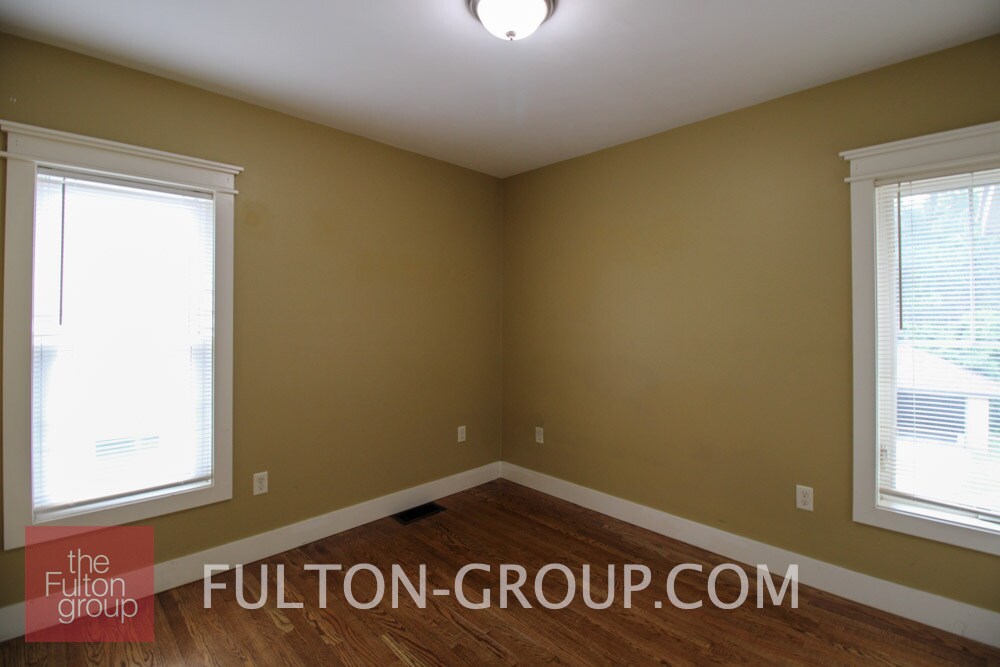 Building Photo - 113 Dwight Ave SE