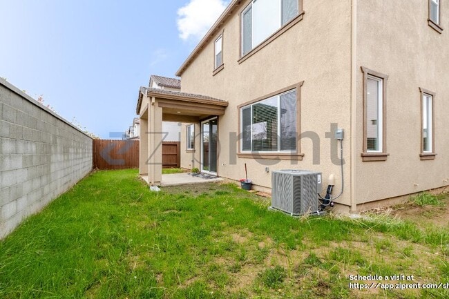 Building Photo - 1168 Caraballo Dr