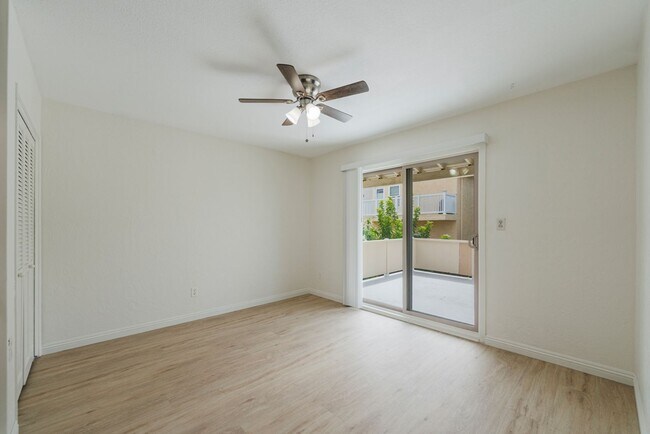 Building Photo - North Redondo 3 bedroom