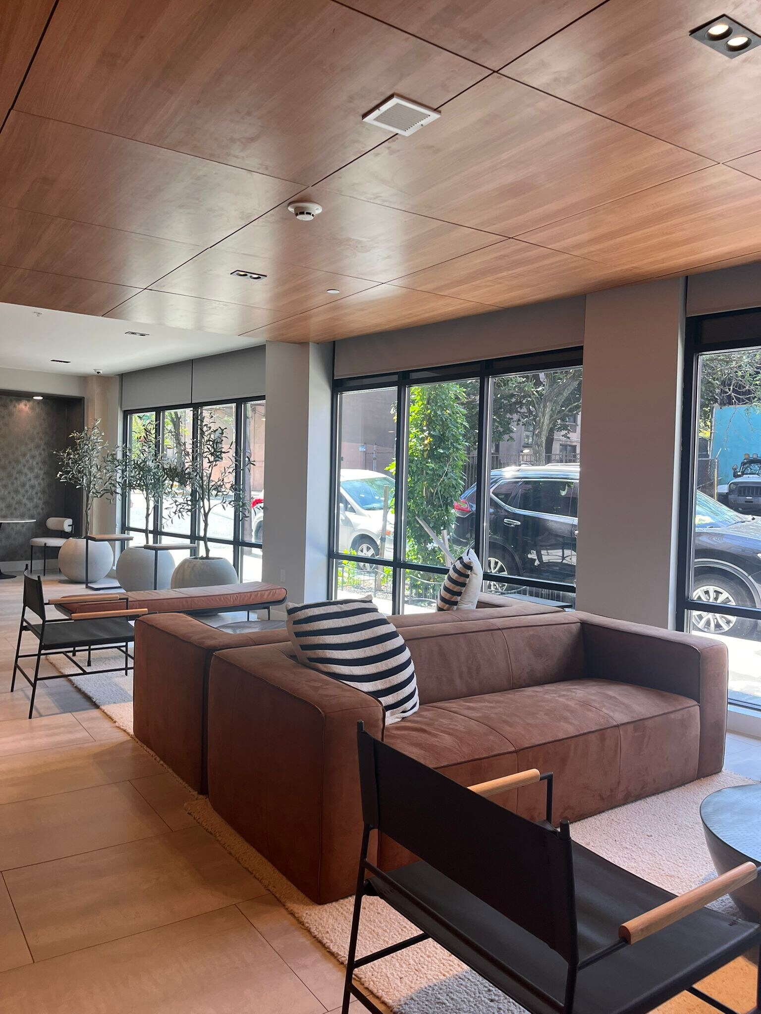 Building Photo - 324 Arlington Ave