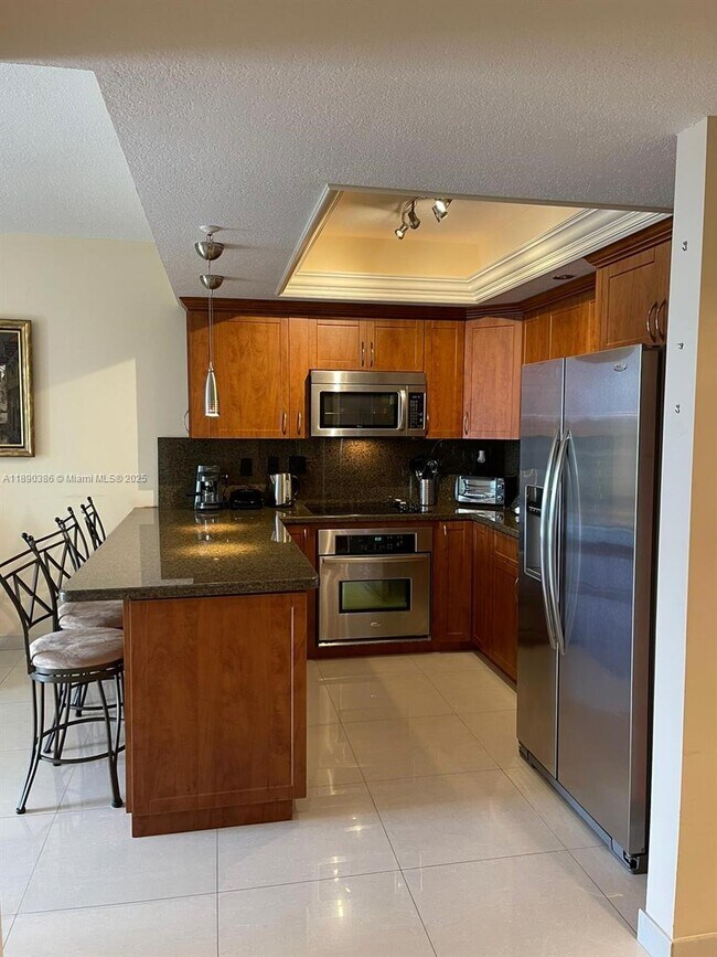Primary Photo - 3500 Coral Wy
