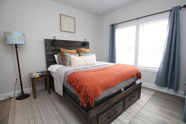 Building Photo - Lewes Seasonal Rental