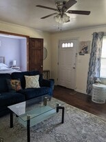 Building Photo - 389 E Rhinehill Rd SE