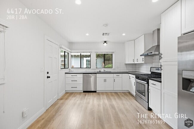 Building Photo - 4417 Avocado St