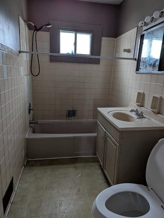 Building Photo - 170-174 Maryland St - 174