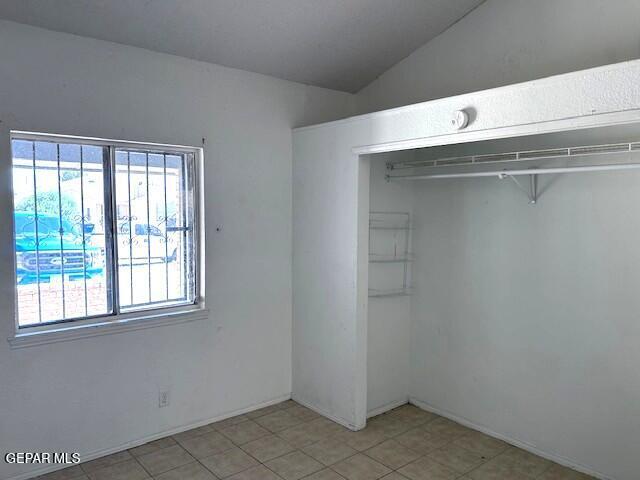 Building Photo - 10213 Silver Strand Pl