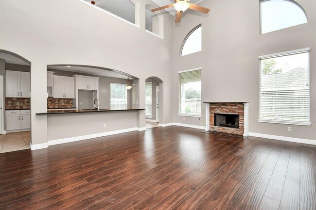 Building Photo - 8522 Chancellorsville Ln