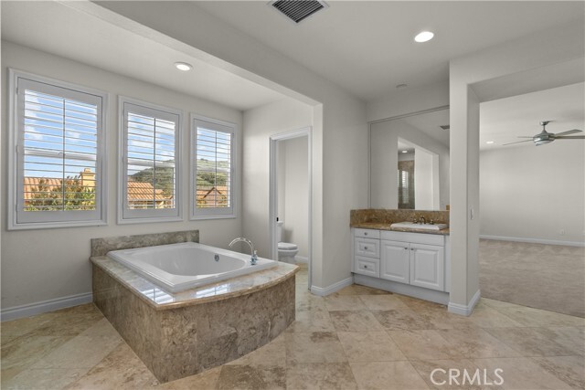 Building Photo - 4132 Prado De Las Cabras