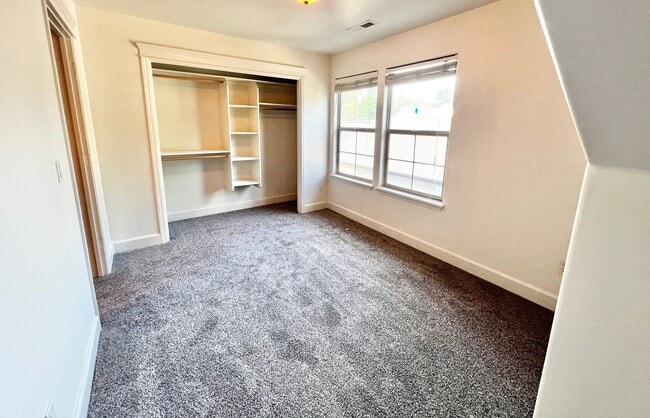 Building Photo - Coming Soon: 3BR/2Baths Steps from BSU, the Greenbelt, and Downtown!