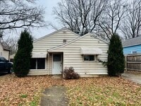 Building Photo - 1062 Merton Ave