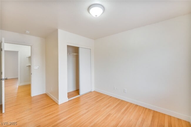 Building Photo - 4706 Pinon Pointe Rd