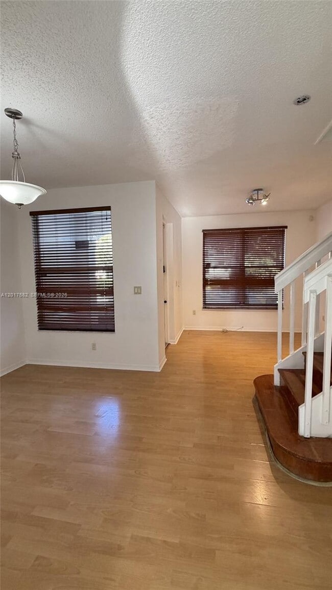 Building Photo - 8735 SW 152nd Ave
