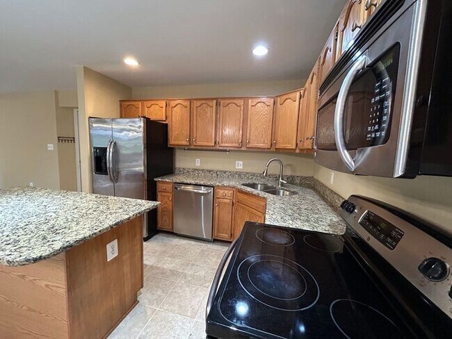 Building Photo - Beautiful 4BR Home at the Heart of Convenience and Comfort / Pet-Friendly/ Coming Soon!