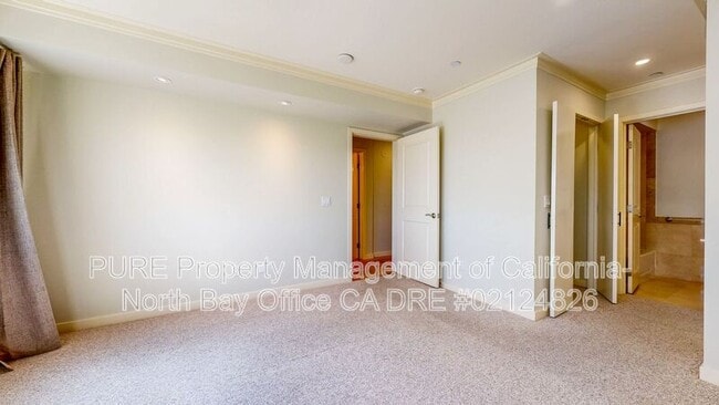 Building Photo - 3051 San Bruno Ave