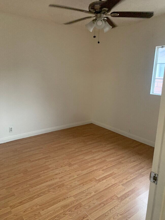 Building Photo - 3420 Granada Ave