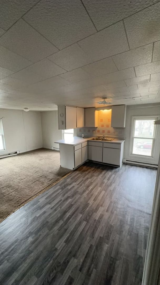 Building Photo - 417 Middlebury St