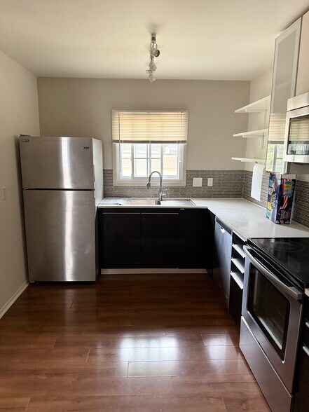 Building Photo - 1414 Crooks Rd