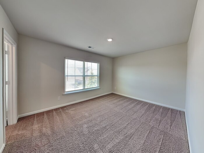 Building Photo - 24 Blue Fescue Way