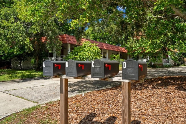 Building Photo - 1156 Orange Ave