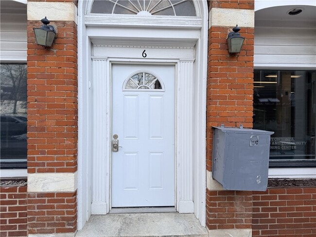 Building Photo - 6 Dietz St