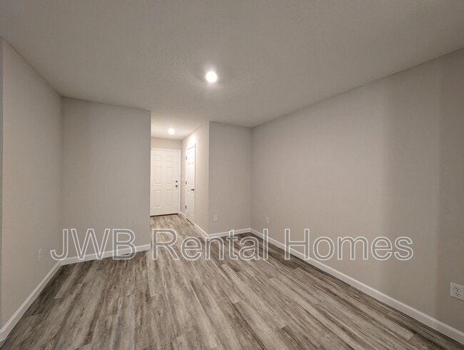 Building Photo - 8584 Nussbaum Dr