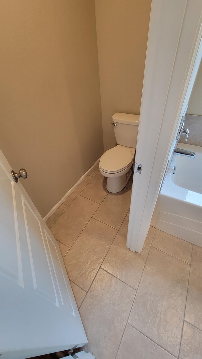 Building Photo - 7926 34th Pl NE