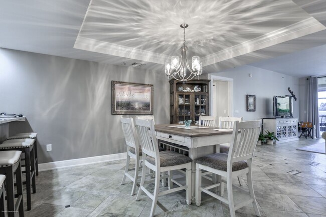 Building Photo - TURNKEY FURNISHED EXECUTIVE RENTAL IN BURN...