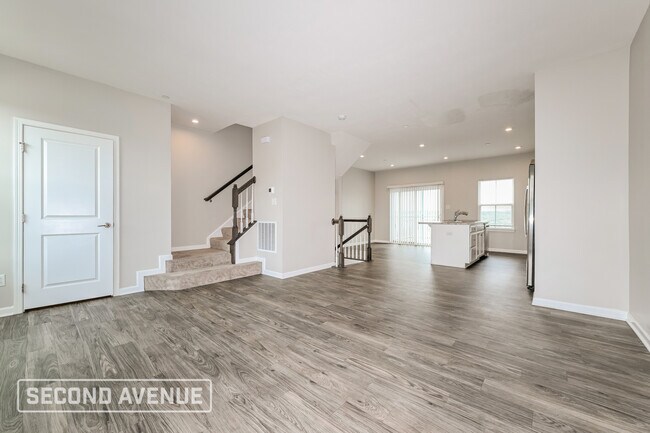 Building Photo - 2028 Cade Dr