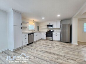 Building Photo - COMING SOON- Remodeled 2 Bed/1 Bath Home in Peaceful Salisbury!