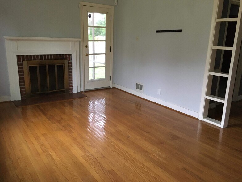 Building Photo - 7203 galax rd