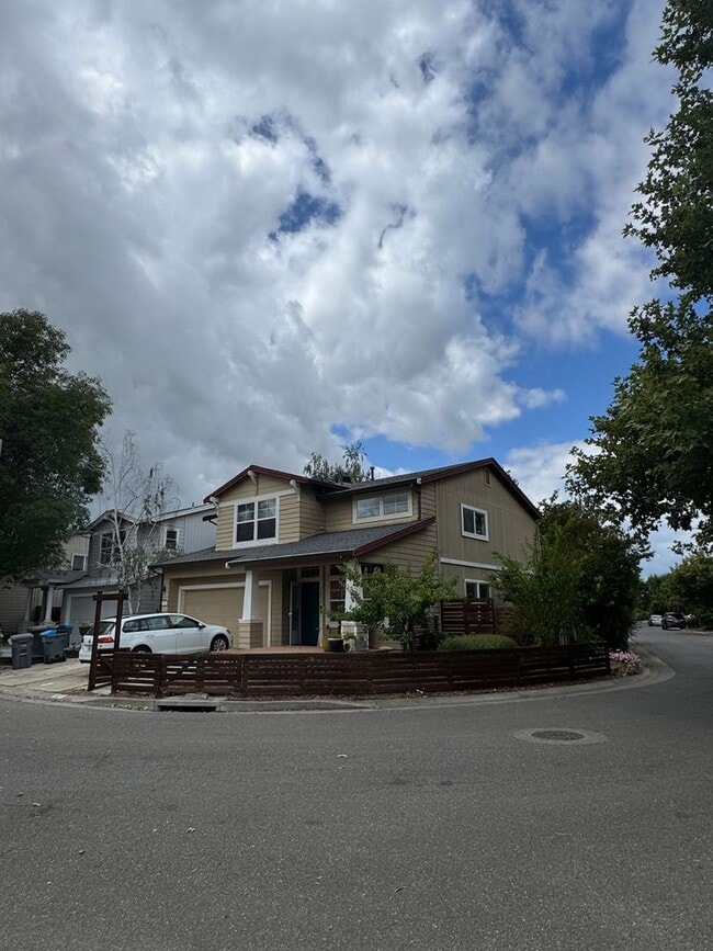 Building Photo - 2277 Halsey Cir