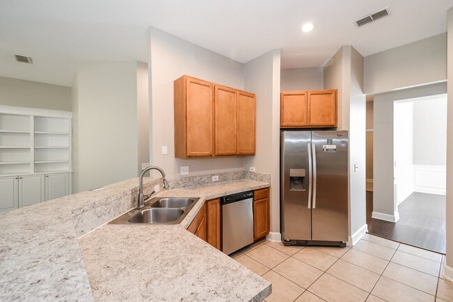 Building Photo - 10973 Hickory Trace Ln
