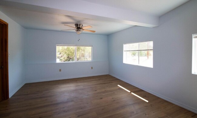 Building Photo - 11640 E Miles St