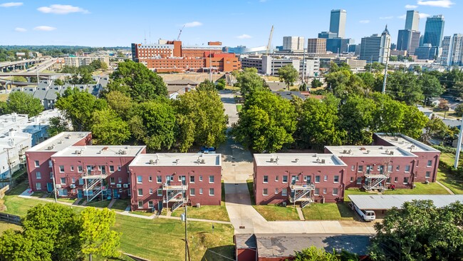 Building Photo - 1314 S Jackson Ave