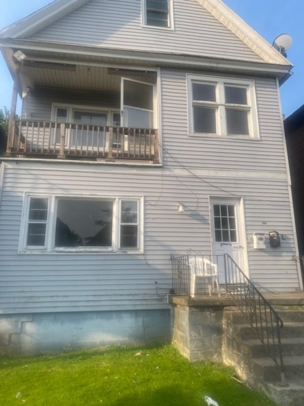 Primary Photo - 1023 E Lovejoy St