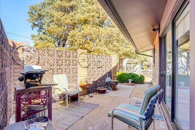 Building Photo - 21 Walking Diamond Dr