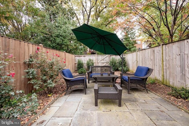 Building Photo - 822 S Royal St