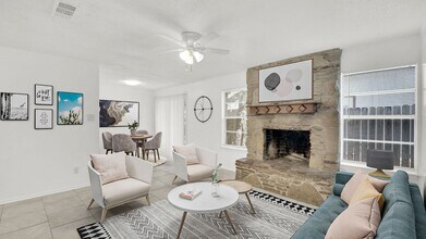 Building Photo - Beautiful fireplace, Large back yard, Wash...