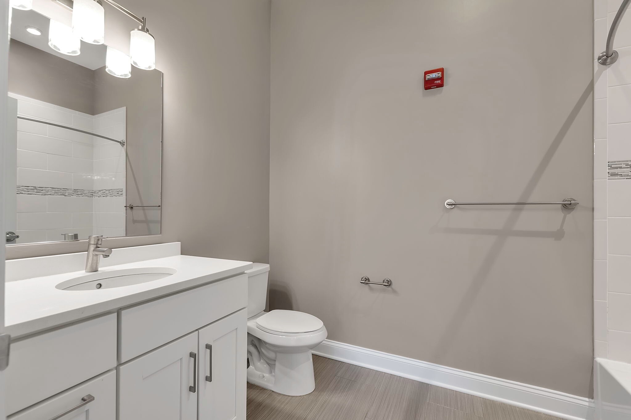 Building Photo - 251 Main St