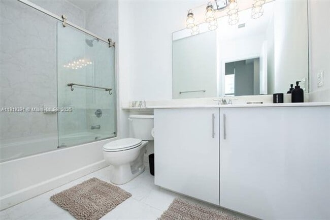 Building Photo - 234 NE 3rd St