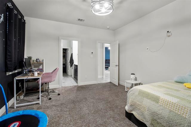 Building Photo - 1412 Green Leaf Dr