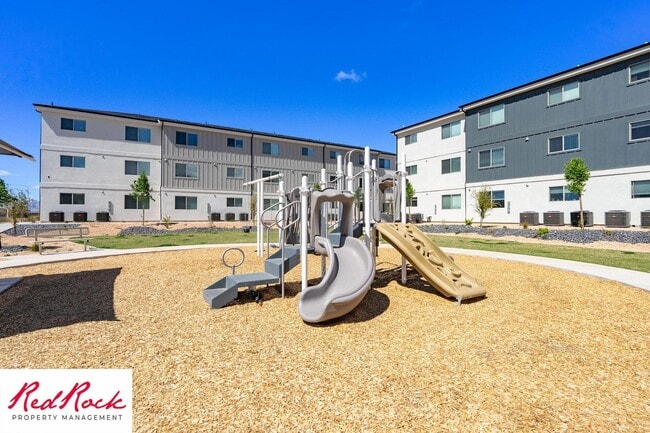 Building Photo - Modern and Freshly Built 2 Bedroom Condo!