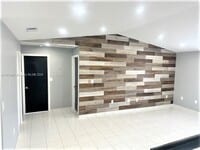 Building Photo - 3252 W 70th St