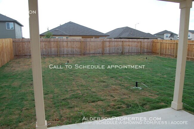 Building Photo - 2240 Hawk Dr