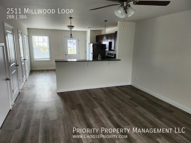 Building Photo - 2511 Millwood Loop