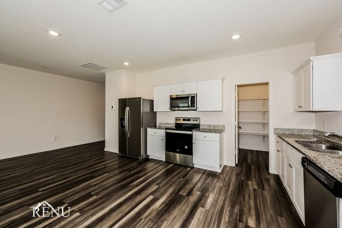 Building Photo - 13328 Wysong Dr