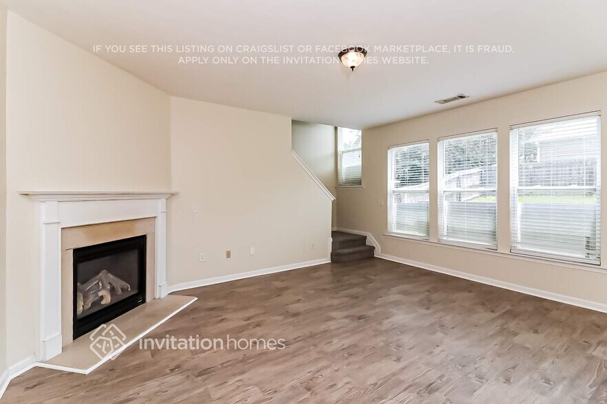 Building Photo - 3755 Shenfield Dr