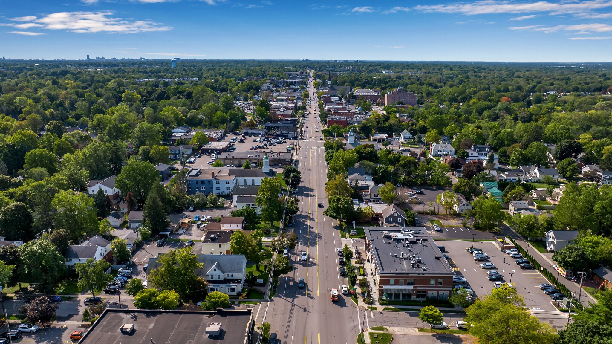 Building Photo - 5712 Main St