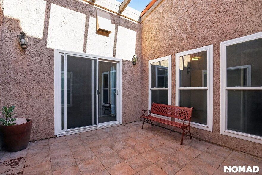 Building Photo - 23119 Valerio St