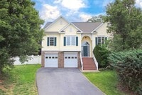 Building Photo - 155 Chelsea Cir